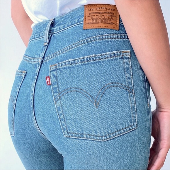 Levi’s WEDGIE icon jeans - Picture 2 of 8